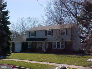 236 Norfolk Road Warminster, PA 18974 - Photo 1 of 6 Gallery Image 1