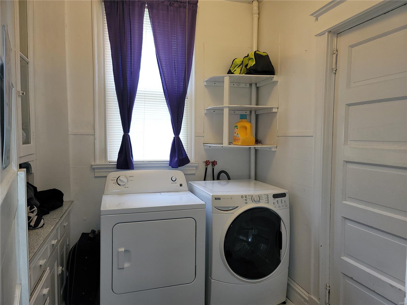 211 Pleasant Street Hillsboro, IL 62049 - Photo 10 of 19 Gallery Image 10