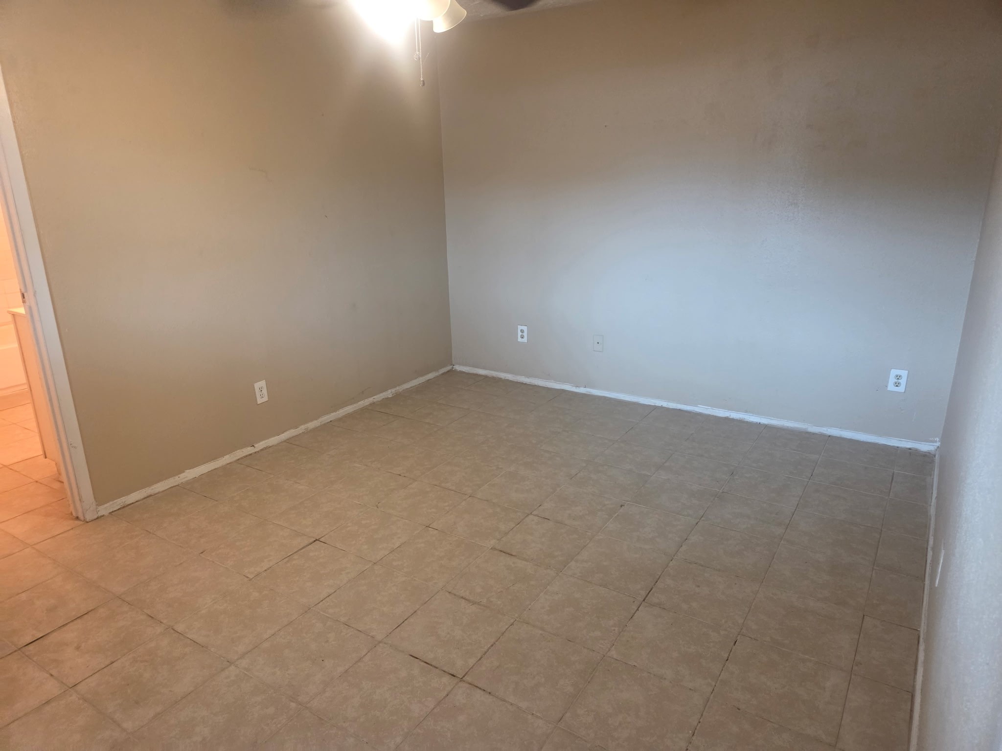 10046 Ridgecoral Drive Houston, TX 77038 - Photo 10 of 19
