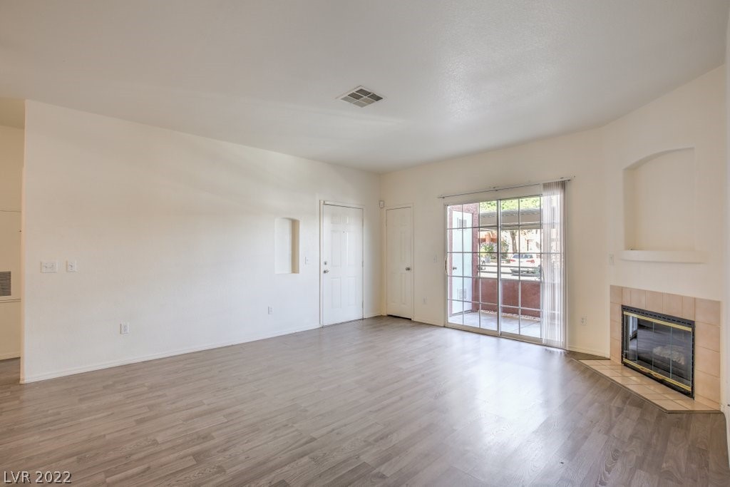 4730 East Craig Road, Unit 1152 Las Vegas, NV 89115 - Photo 4 of 21
