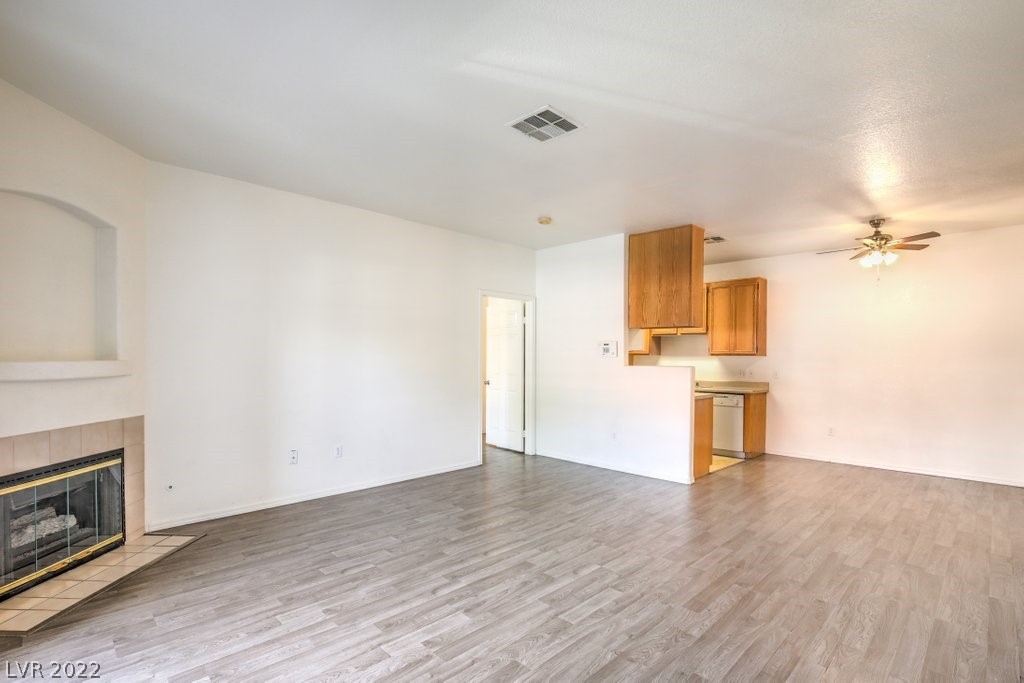 4730 East Craig Road, Unit 1152 Las Vegas, NV 89115 - Photo 5 of 21