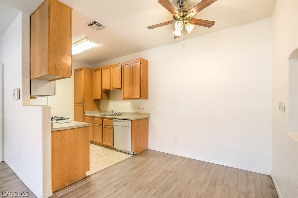 4730 East Craig Road, Unit 1152 Las Vegas, NV 89115 - Photo 7 of 21