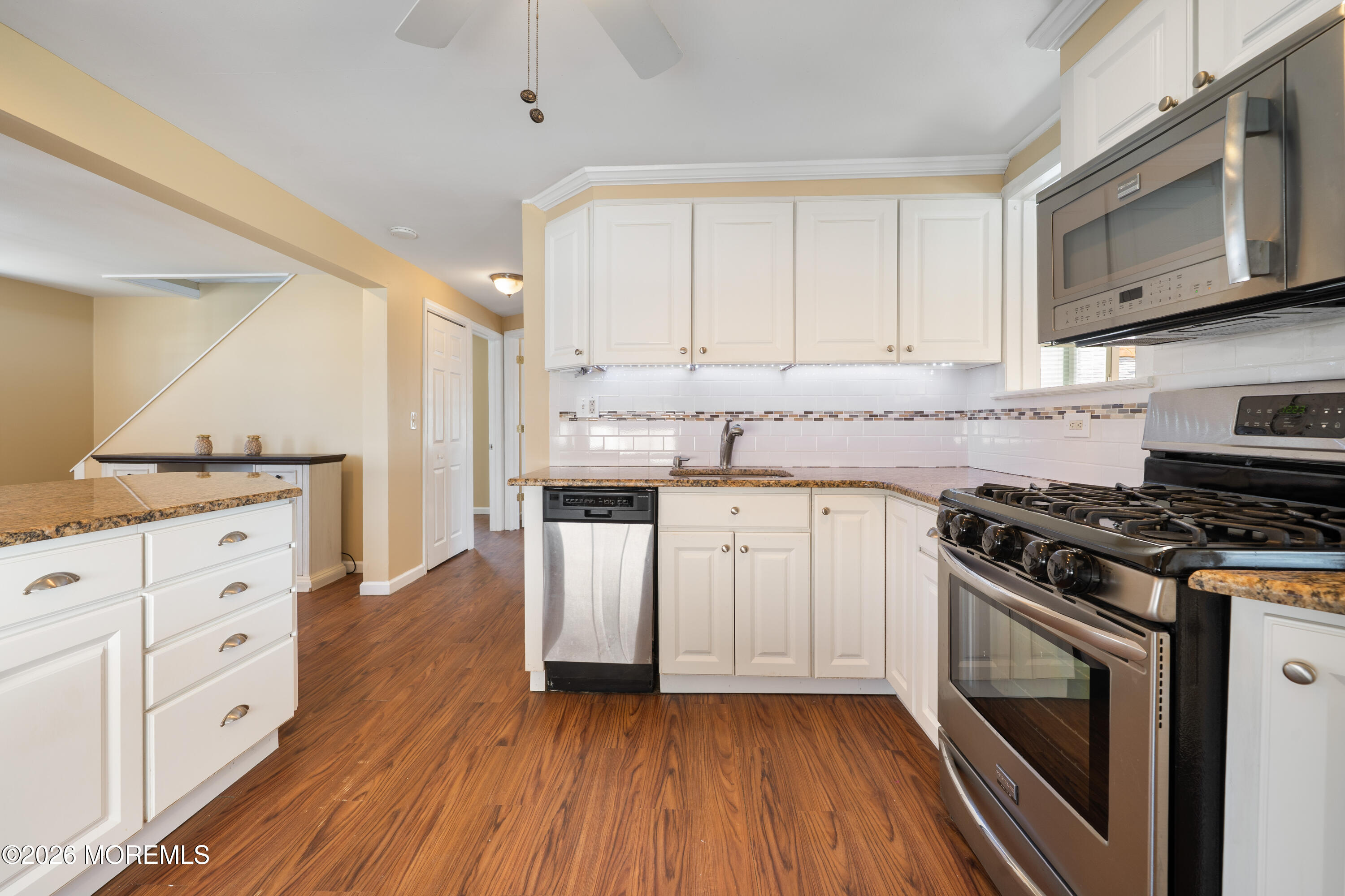 126 Bonita Road Waretown, NJ 08758 - Photo 15 of 40 9