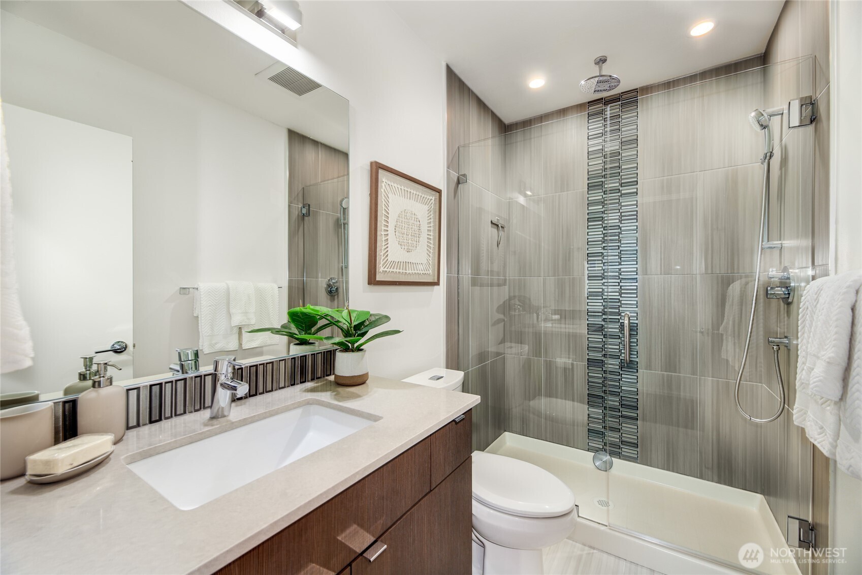 1901 South State Street, Unit B Seattle, WA 98144 - Photo 12 of 23 Gallery Image 12