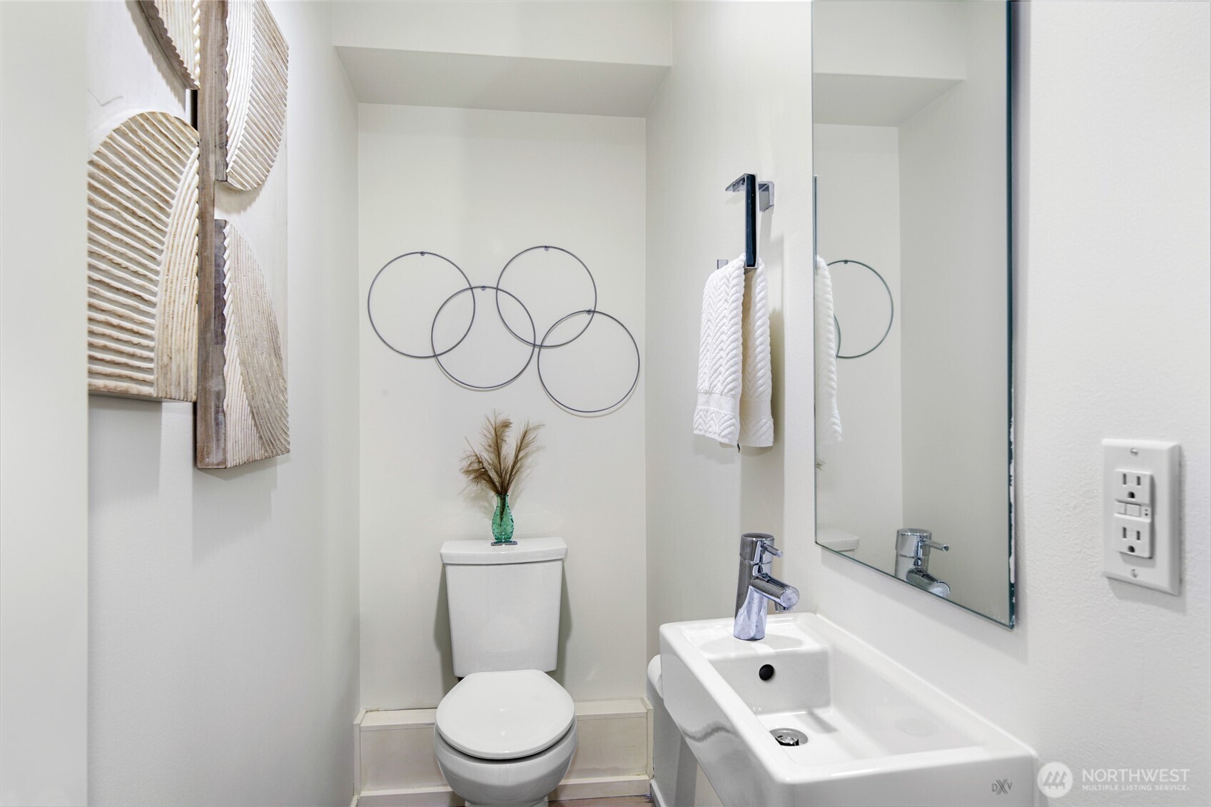 1901 South State Street, Unit B Seattle, WA 98144 - Photo 16 of 23 Gallery Image 16