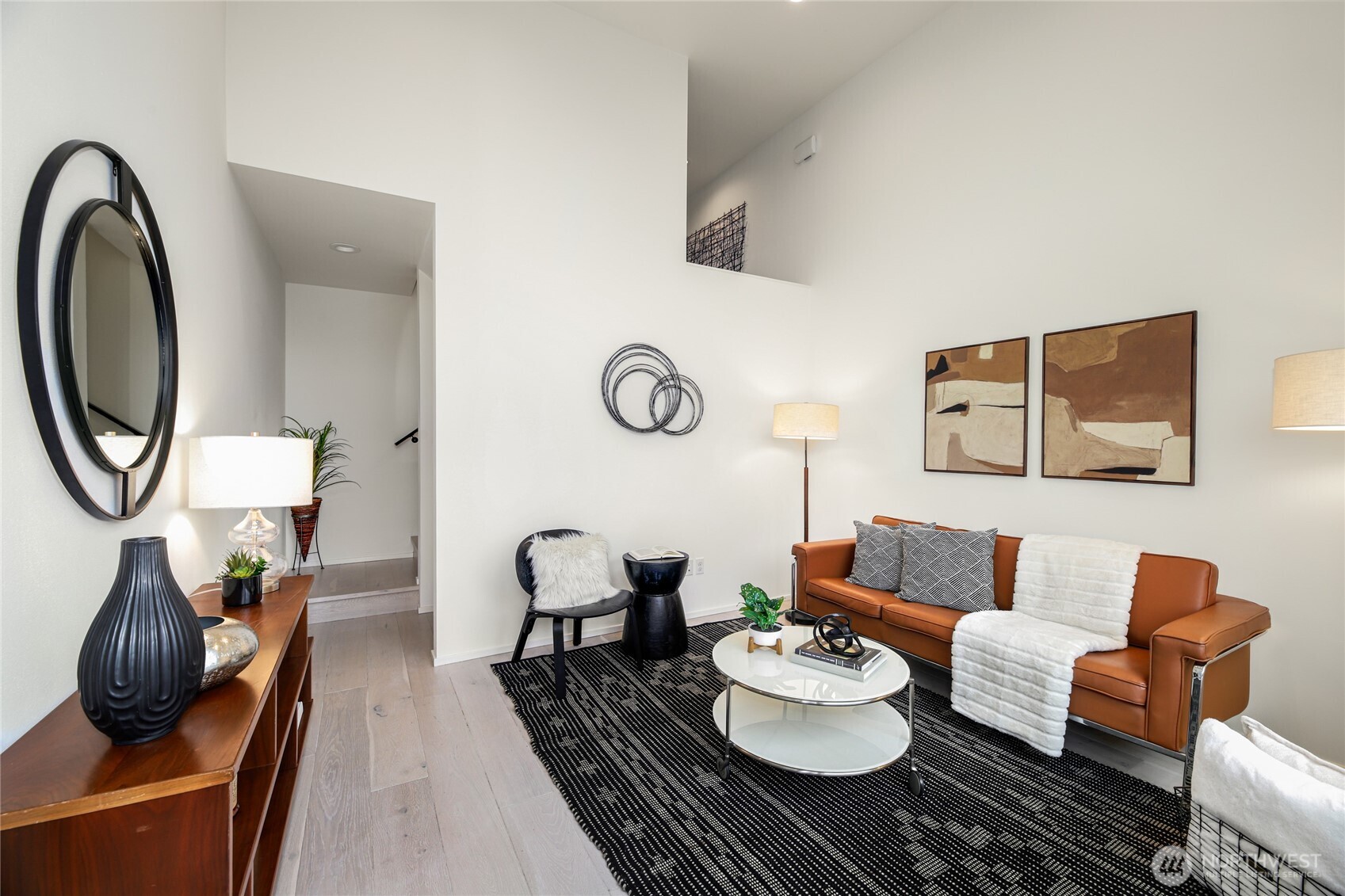 1901 South State Street, Unit B Seattle, WA 98144 - Photo 4 of 23 Gallery Image 4