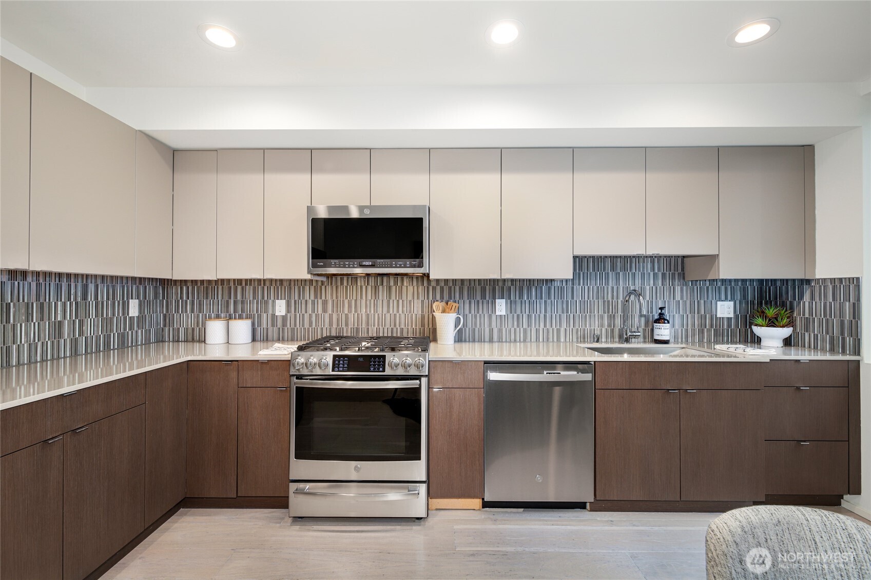 1901 South State Street, Unit B Seattle, WA 98144 - Photo 7 of 23 Gallery Image 7