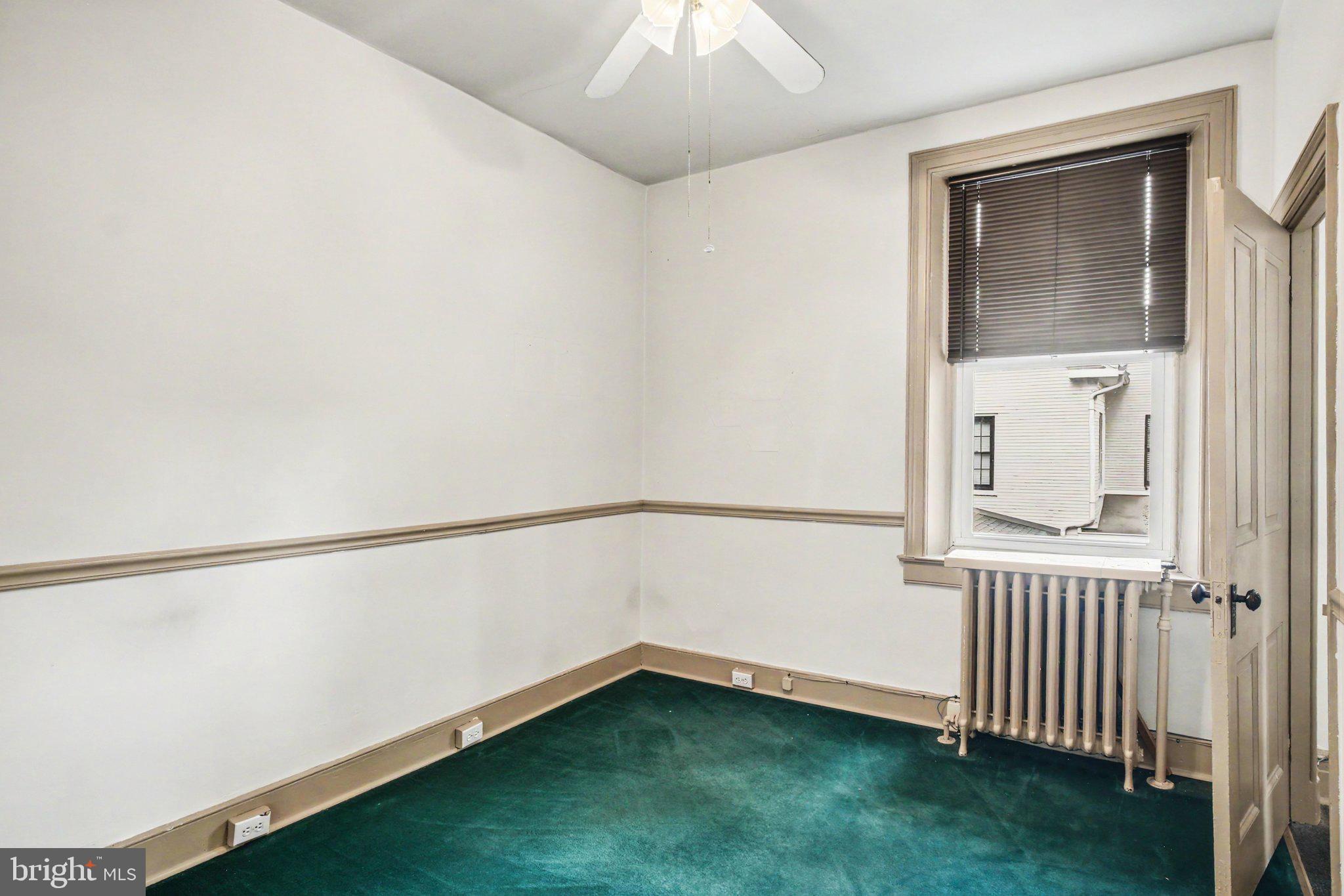 50 South Broad Street Lititz, PA 17543 - Photo 26 of 33