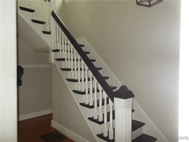$144,900 | 24 Varick Street, Oswego, NY 13126