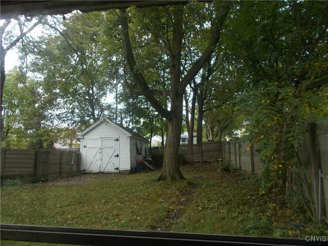 $144,900 | 24 Varick Street, Oswego, NY 13126