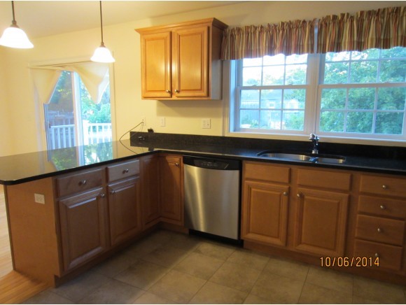 486 Winnacunnet Road, Unit 1 Hampton, NH 03842 - Photo 3 of 20