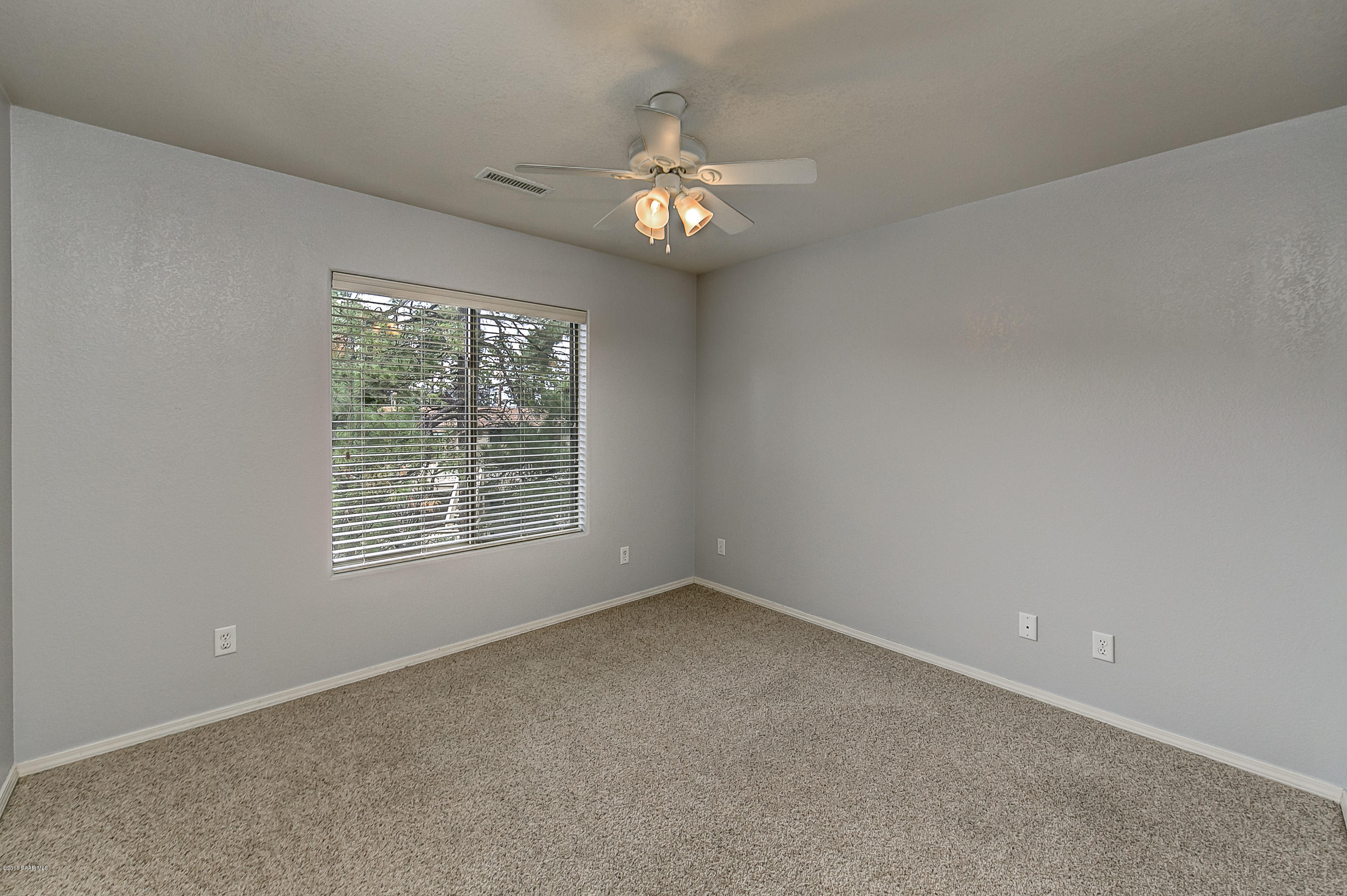 2076 View Point Road Prescott, AZ 86303 - Photo 14 of 25 014_Bedroom
