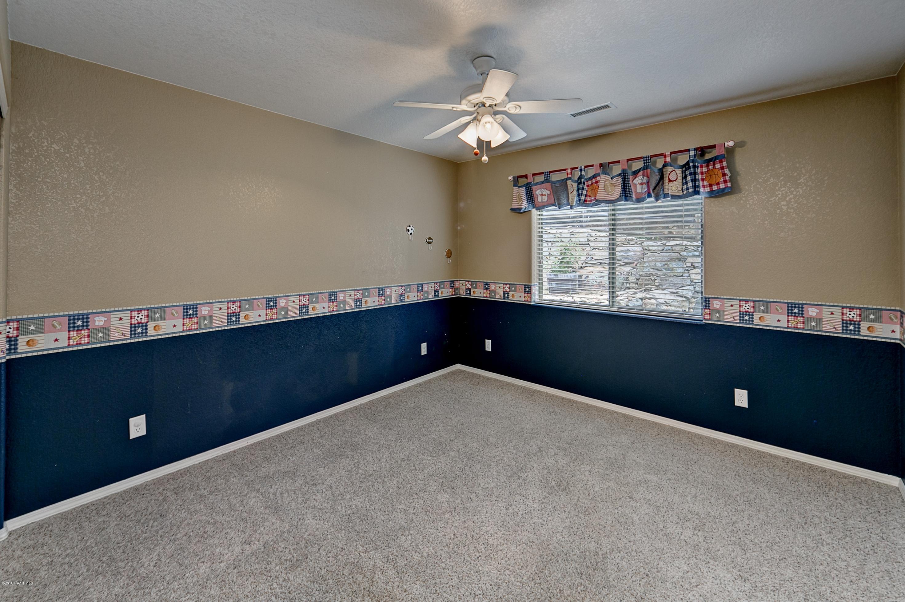 2076 View Point Road Prescott, AZ 86303 - Photo 15 of 25 015_Bedroom