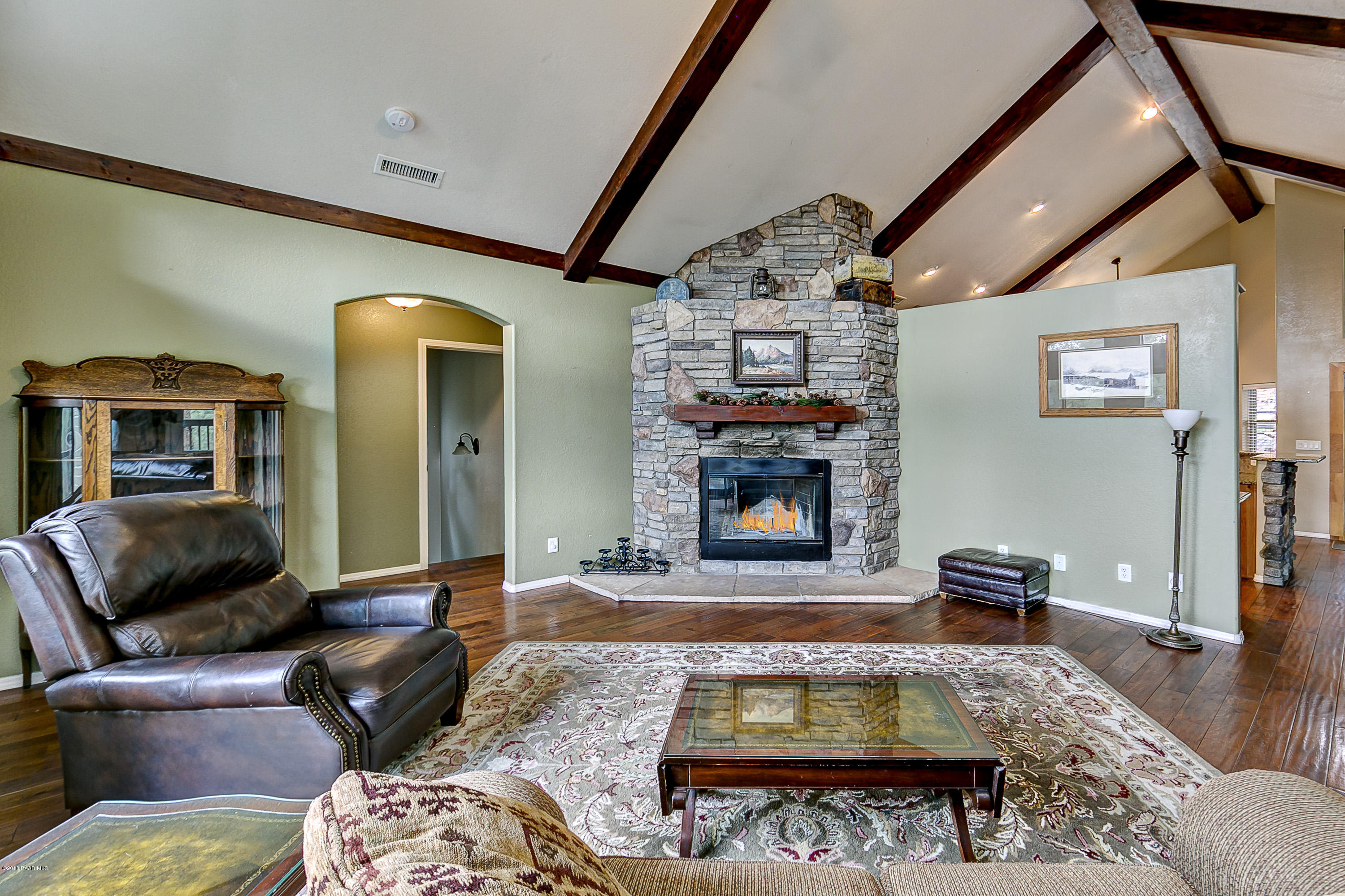 2076 View Point Road Prescott, AZ 86303 - Photo 4 of 25 004_Great Room