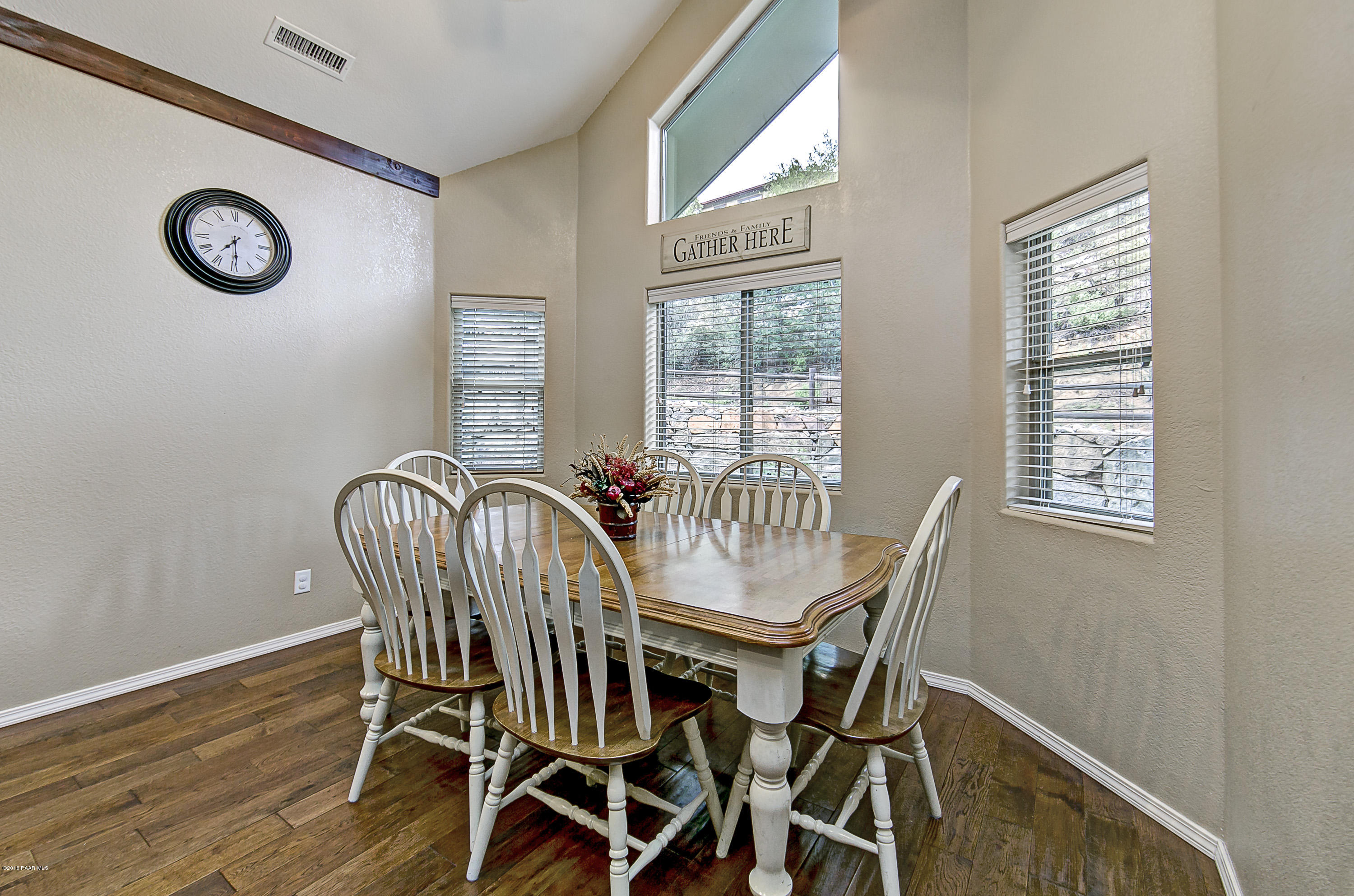 2076 View Point Road Prescott, AZ 86303 - Photo 8 of 25 008_Dining
