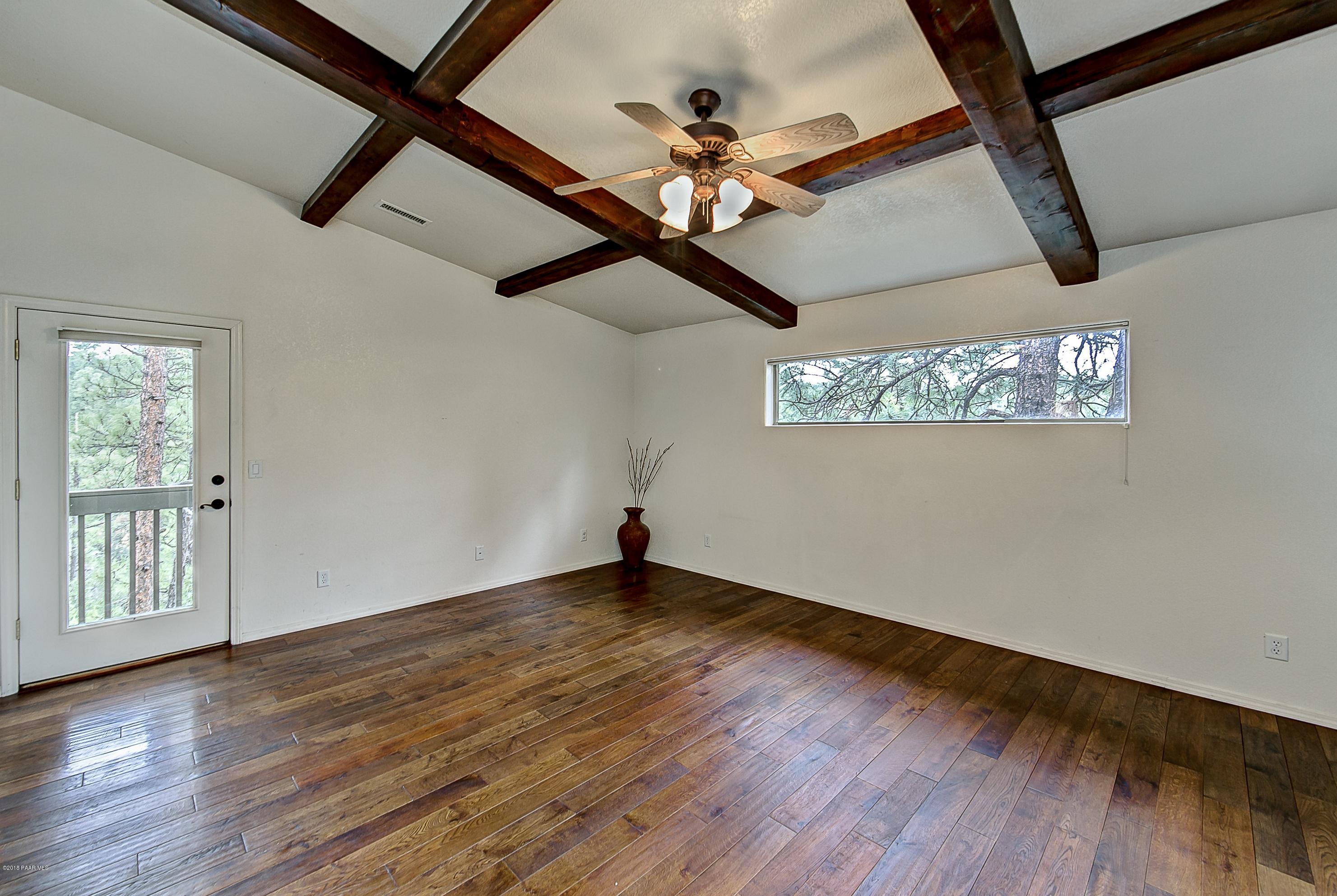 2076 View Point Road Prescott, AZ 86303 - Photo 9 of 25 009_Master Bedroom