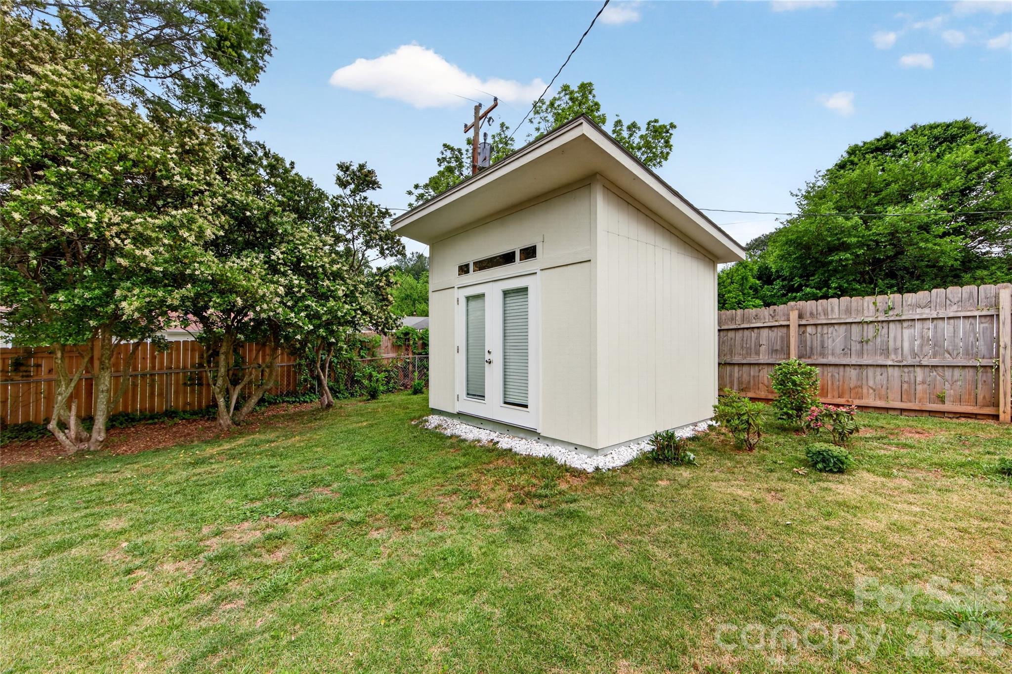 4023 Firethorne Road Charlotte, NC 28205 - Photo 28 of 33 Gallery Image 28