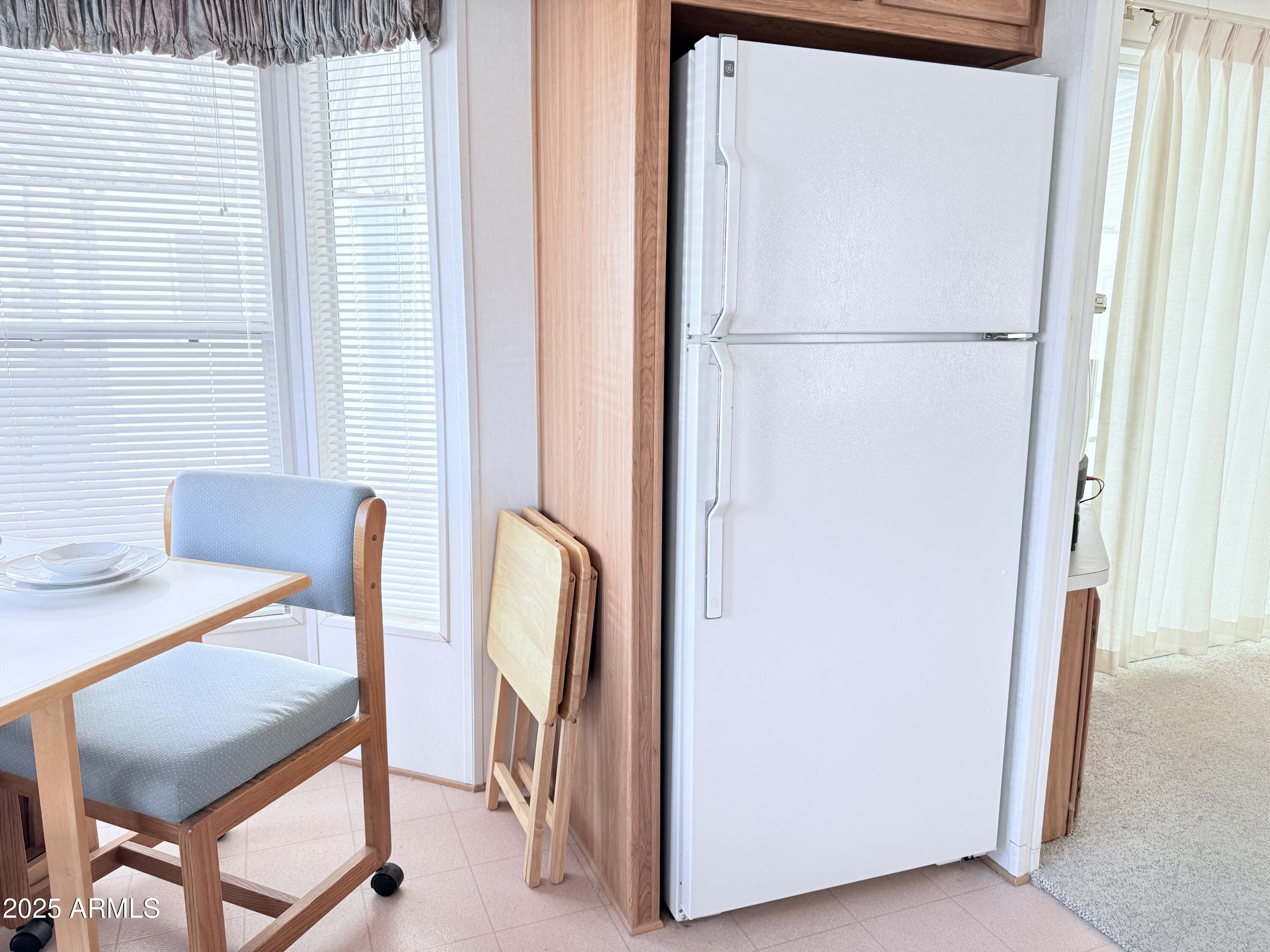 646 Hawks Eye Drive Apache Junction, AZ 85119 - Photo 12 of 17 a utility room with dryer and washer