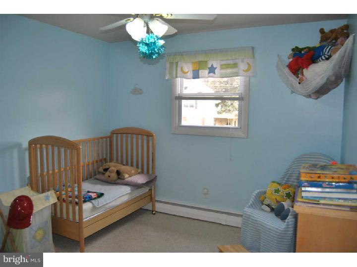 304 Heathcliffe Road Huntingdon Valley, PA 19006 - Photo 16 of 24 Bedroom 3