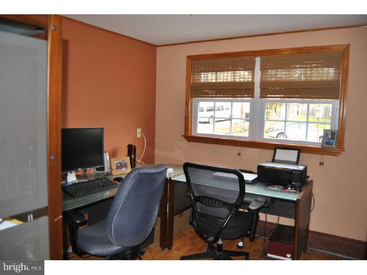 304 Heathcliffe Road Huntingdon Valley, PA 19006 - Photo 17 of 24 Office / Study