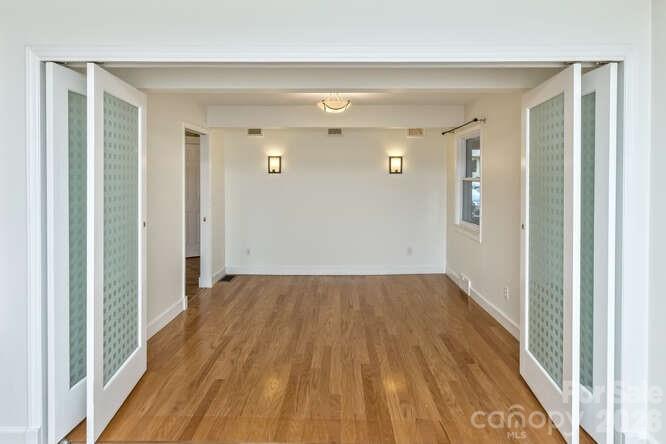 179 Marlborough Road Asheville, NC 28804 - Photo 11 of 43