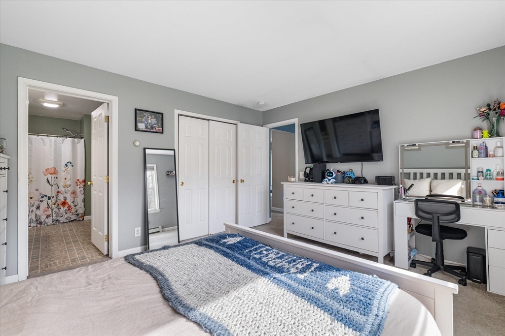 84 Baptist Common Road Templeton, MA 01468 - Photo 17 of 36