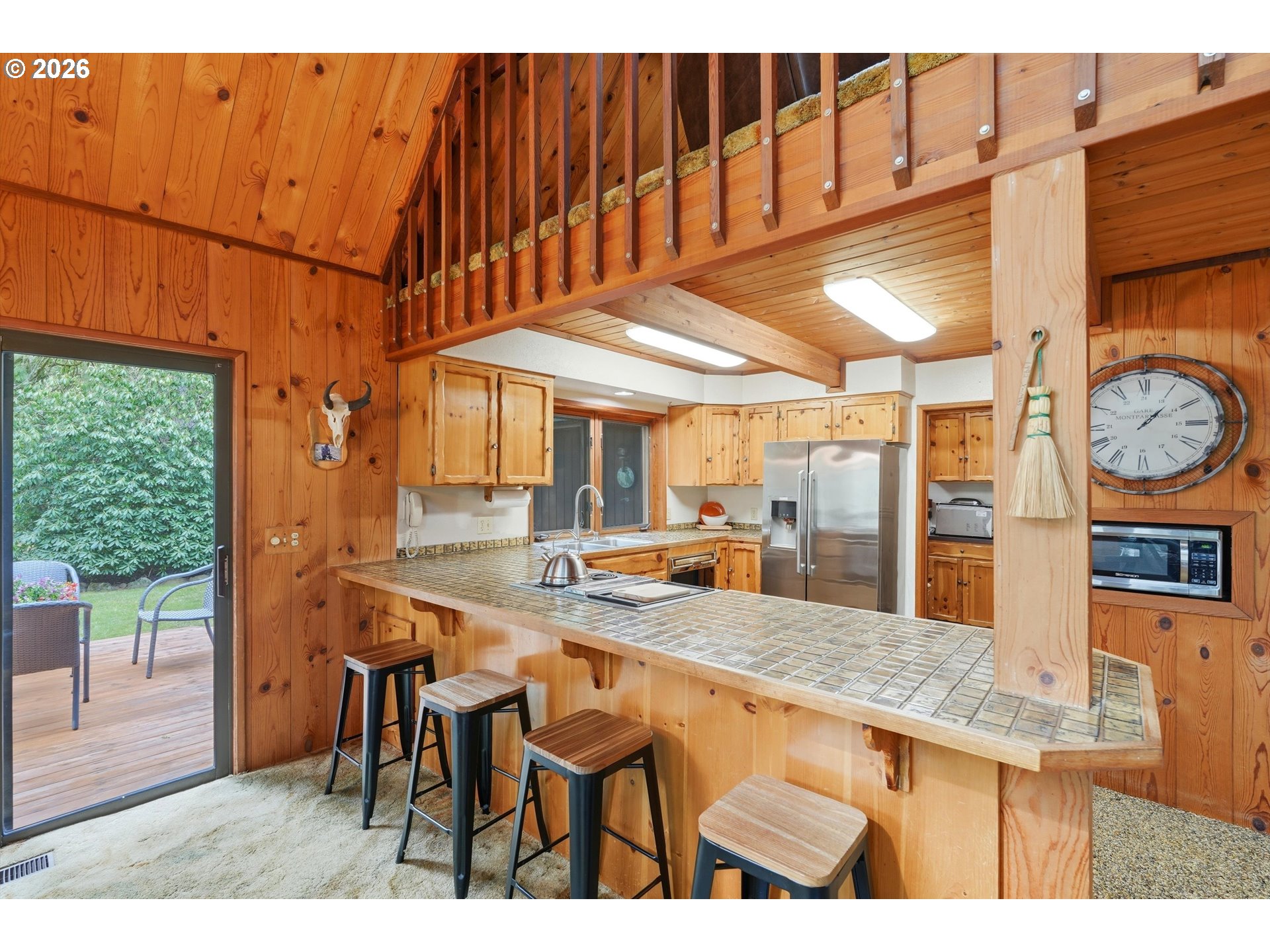57206 East Marmot Road Sandy, OR 97055 - Photo 8 of 42