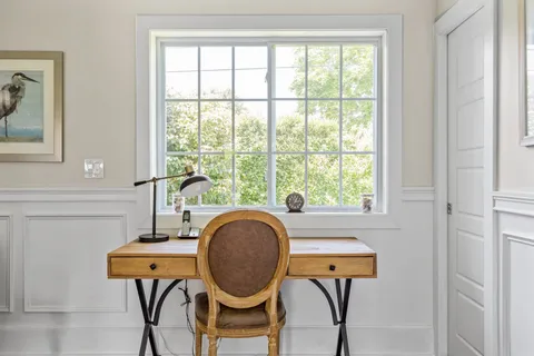 94 Willow Street, Southampton, NY 11968