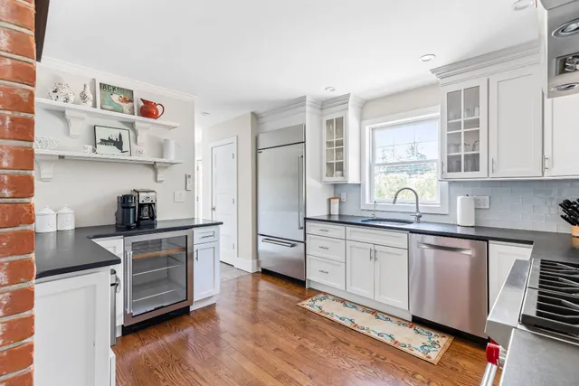 $75,000 | 94 Willow Street, Southampton, NY 11968