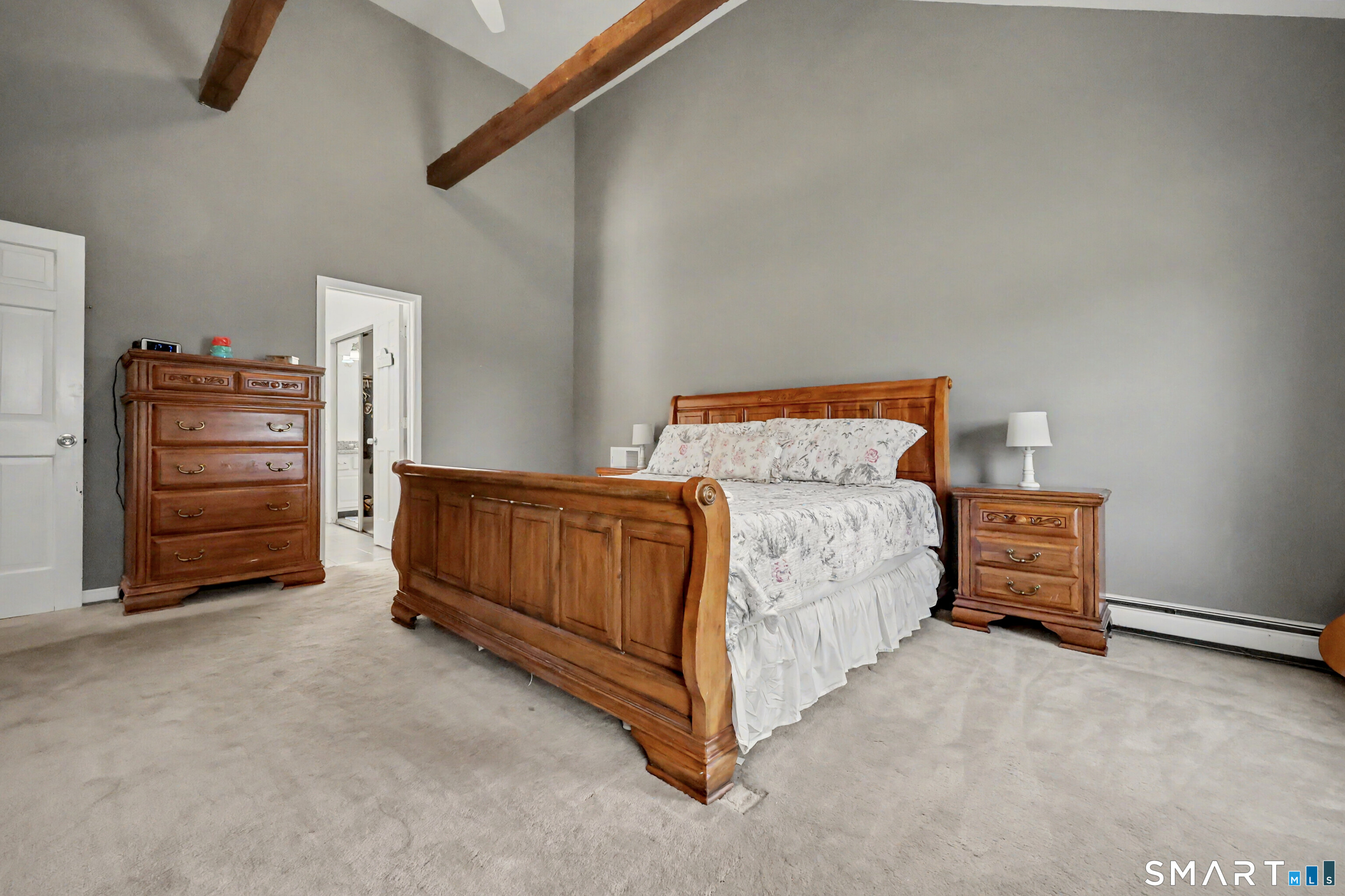 29 Pleasant View Road New Milford, CT 06776 - Photo 23 of 40 Primary bedroom