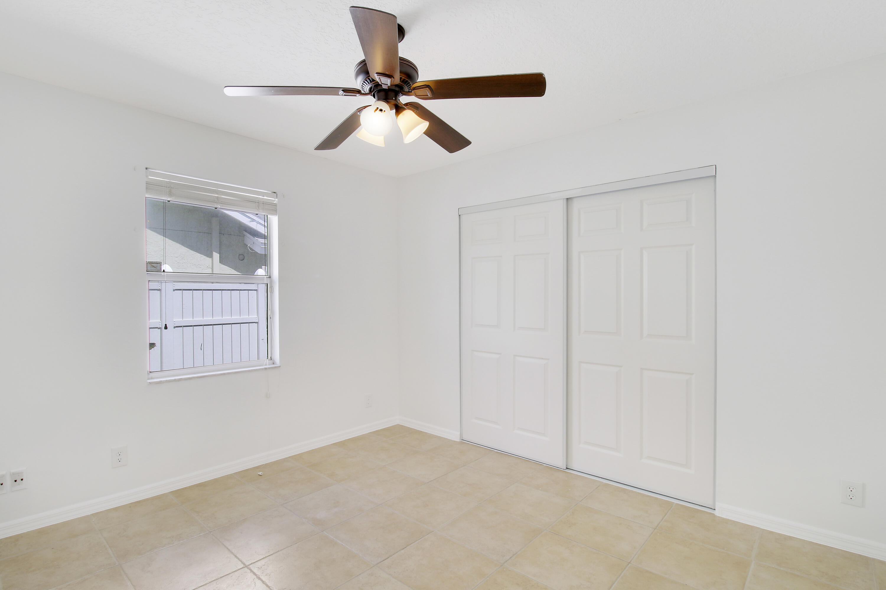 6118 Barbara Street Jupiter, FL 33458 - Photo 16 of 30 House-14