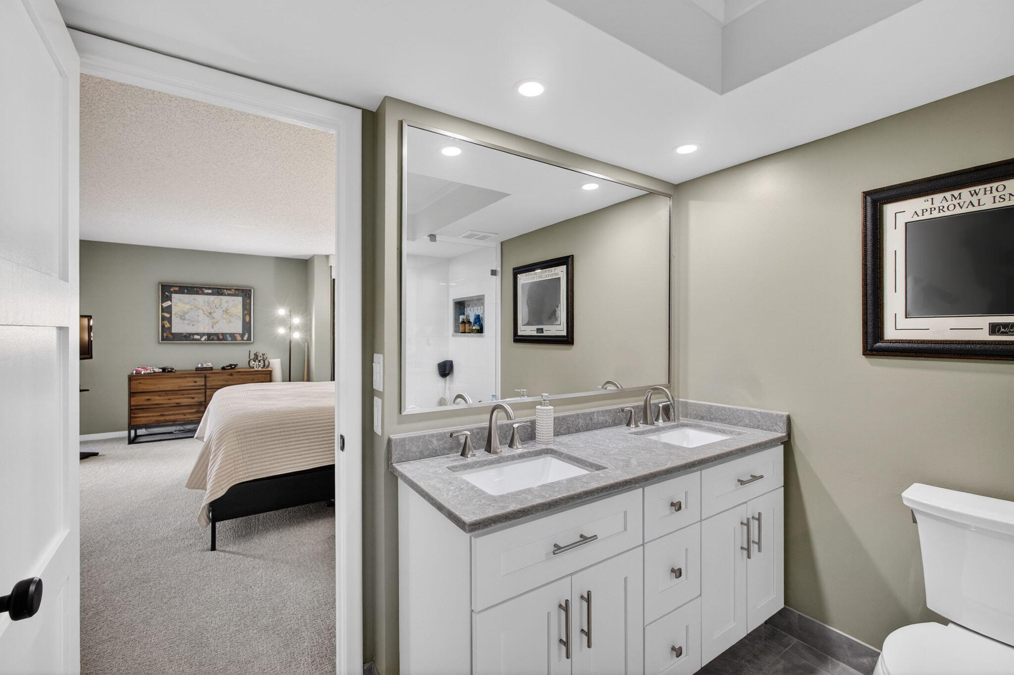 5510 North Ocean Drive, Unit 2D Singer Island, FL 33404 - Photo 23 of 58 25-web-or-mls-5D1A2979