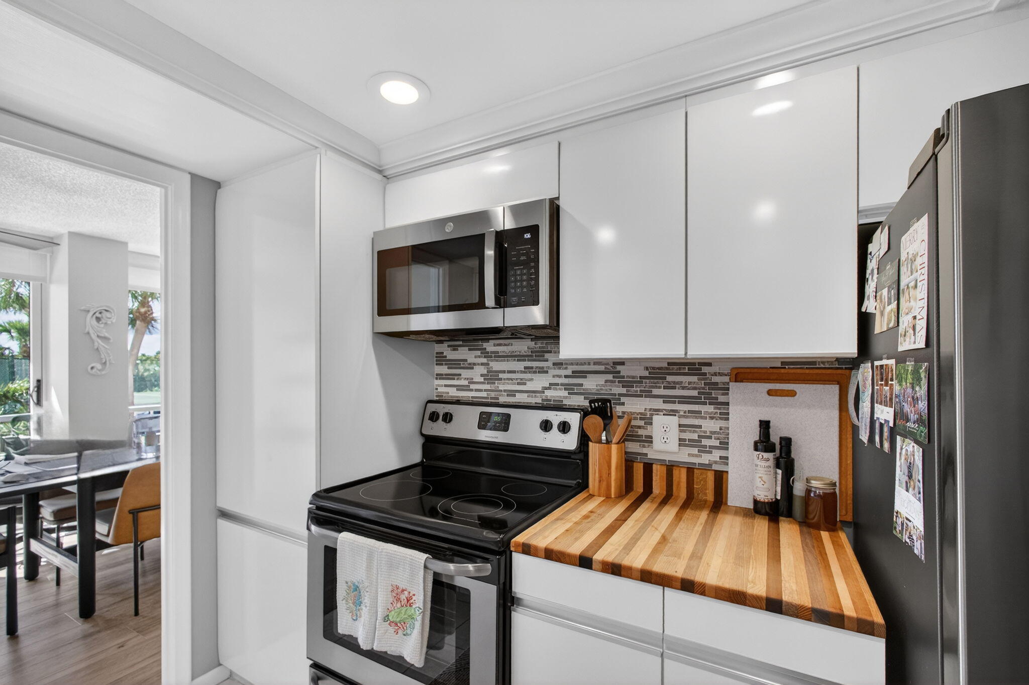 5510 North Ocean Drive, Unit 2D Singer Island, FL 33404 - Photo 6 of 58 4-web-or-mls-5D1A2937