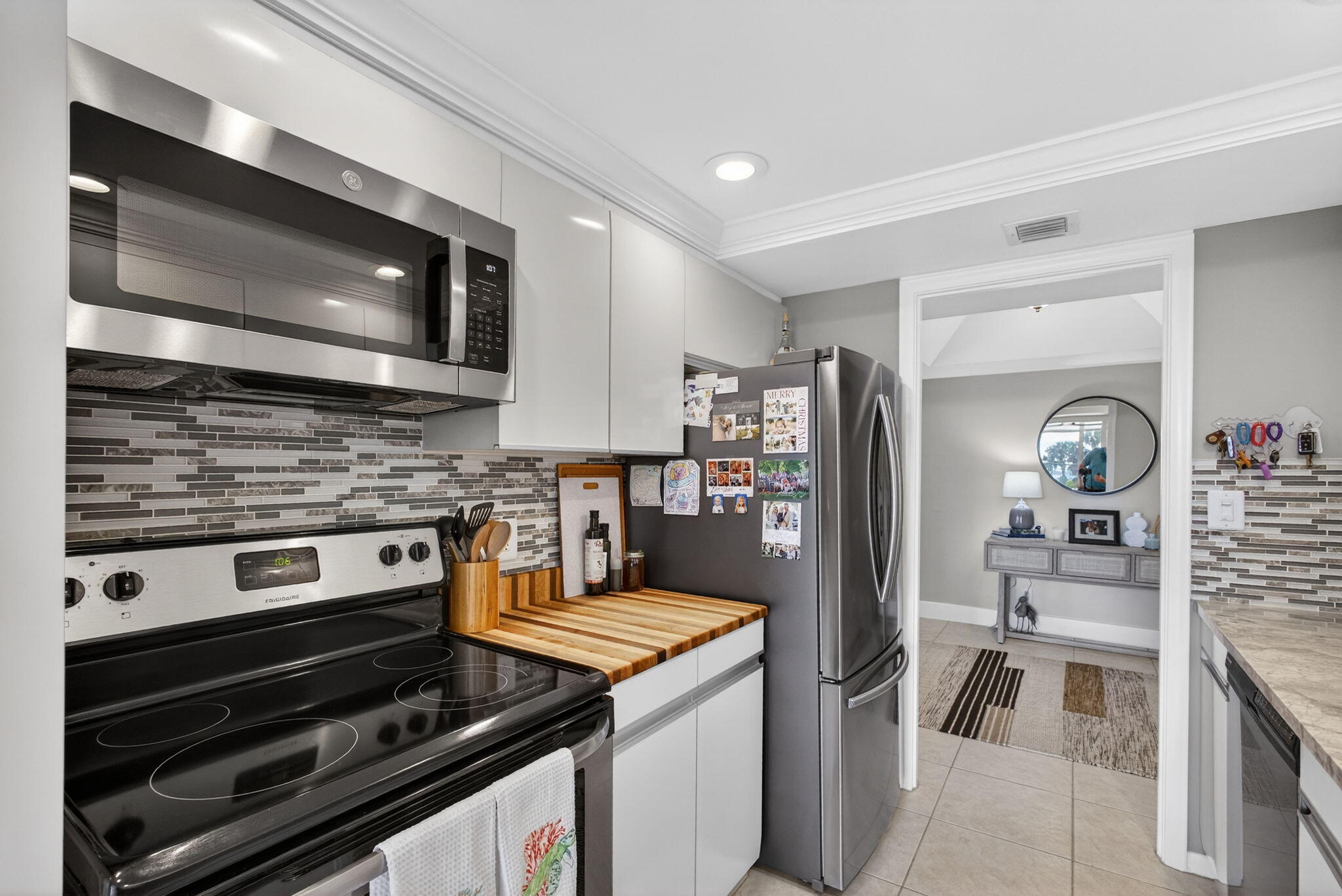 5510 North Ocean Drive, Unit 2D Singer Island, FL 33404 - Photo 8 of 58 6-web-or-mls-5D1A2944