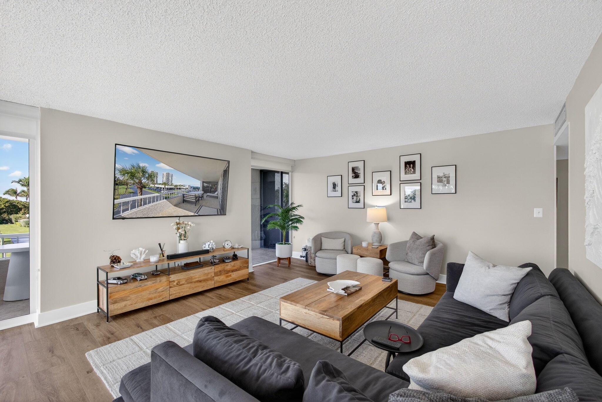 5510 North Ocean Drive, Unit 2D Singer Island, FL 33404 - Photo 10 of 58 10-web-or-mls-5D1A3006