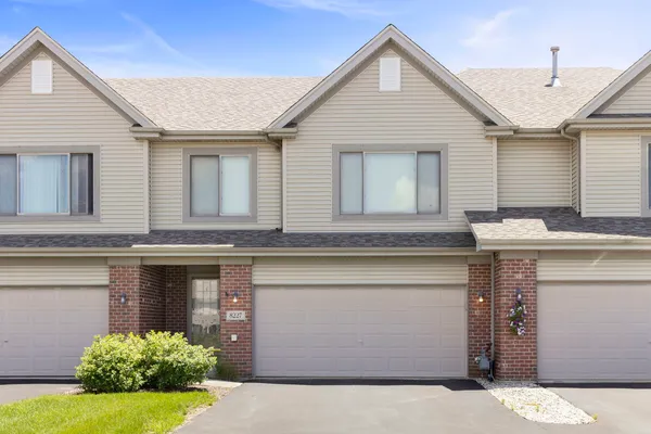 $334,900 | 8227 Auburn Lane, Frankfort, IL 60423