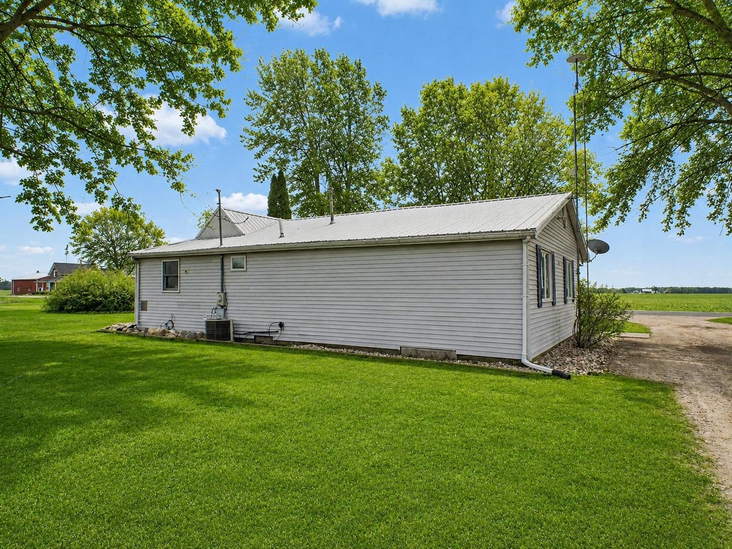 6596 West Washington Road Alma, MI 48801 - Photo 4 of 24