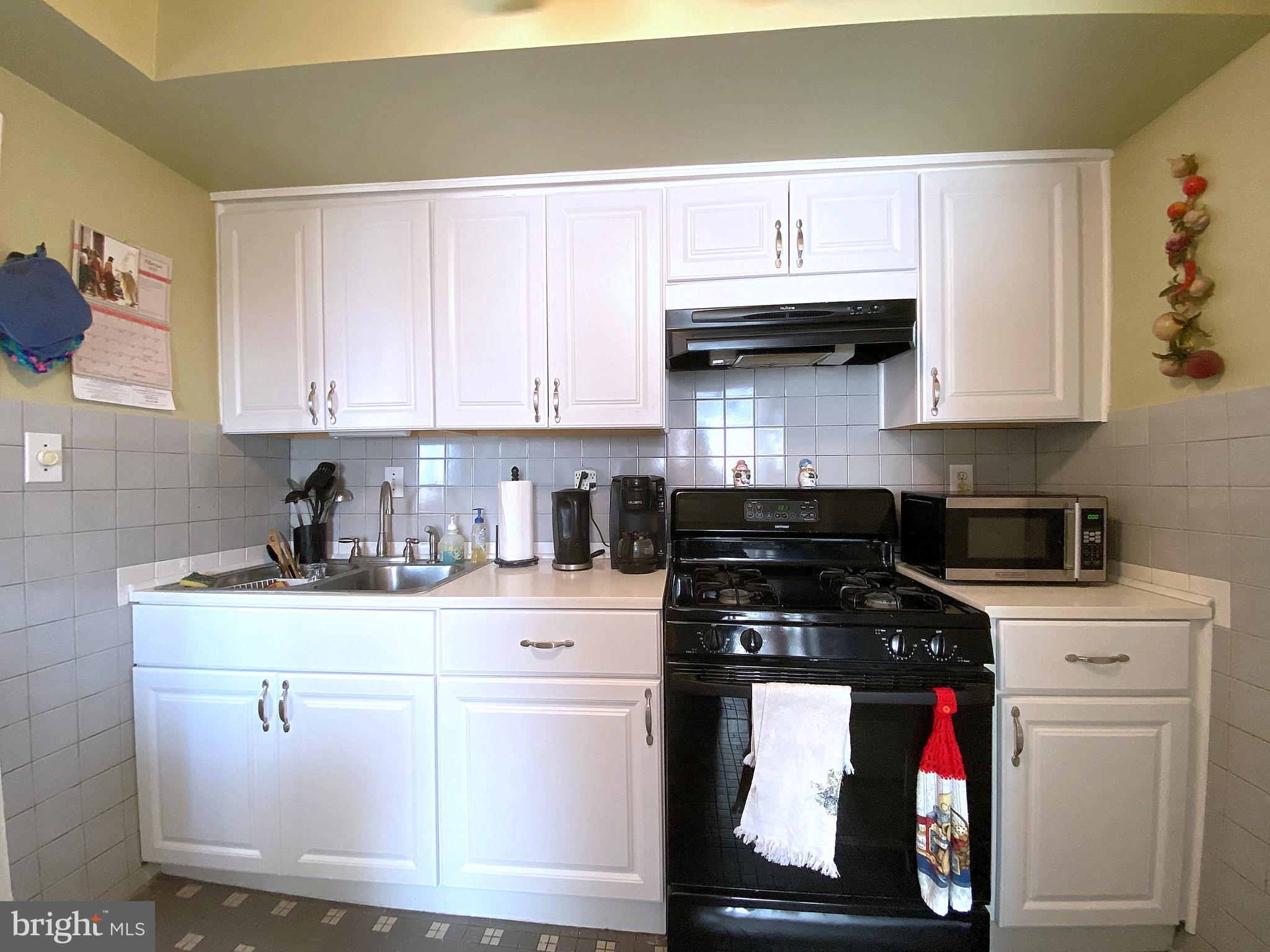 24 Village Road Baltimore, MD 21208 - Photo 12 of 83 Gallery Image 12