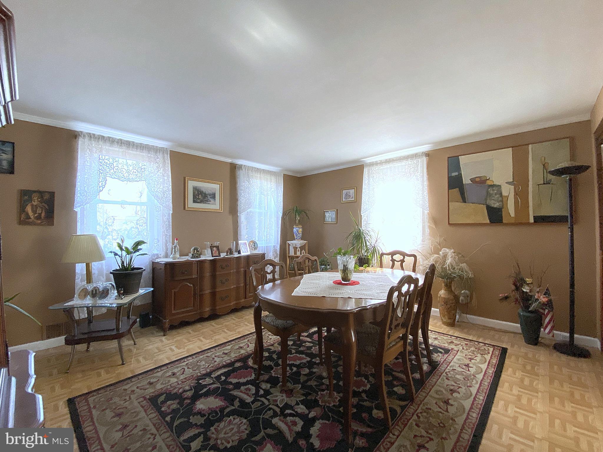 24 Village Road Baltimore, MD 21208 - Photo 3 of 83 Gallery Image 3