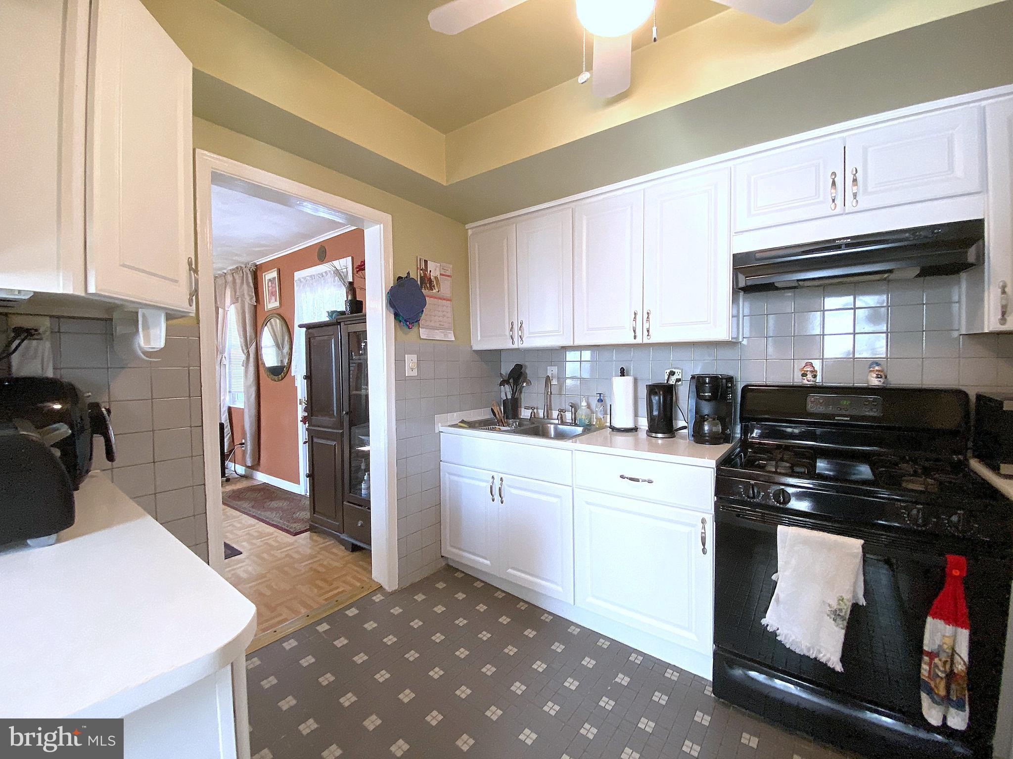 24 Village Road Baltimore, MD 21208 - Photo 10 of 83 Gallery Image 10