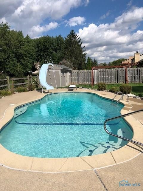 509 Thackeray Road Maumee, OH 43537 - Photo 3 of 36 Gallery Image 3