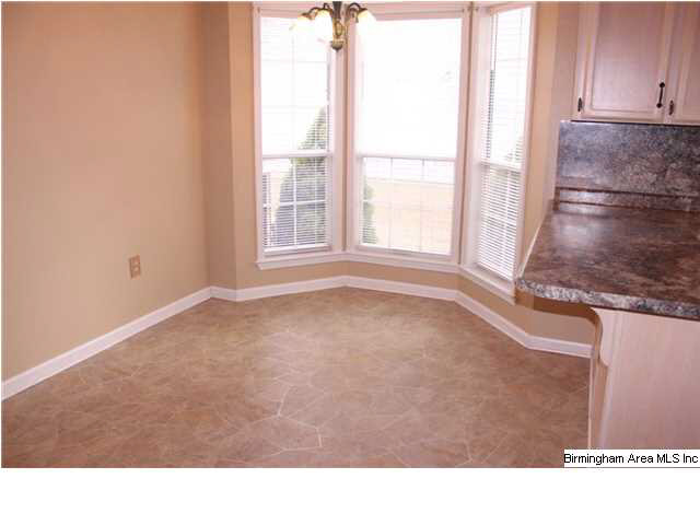 176 Greenfield Lane Alabaster, AL 35007 - Photo 5 of 28