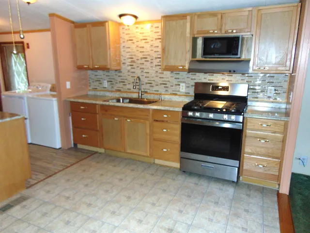 $170,000 | 139 Rockingham Road, Unit 21, Derry, NH 03038