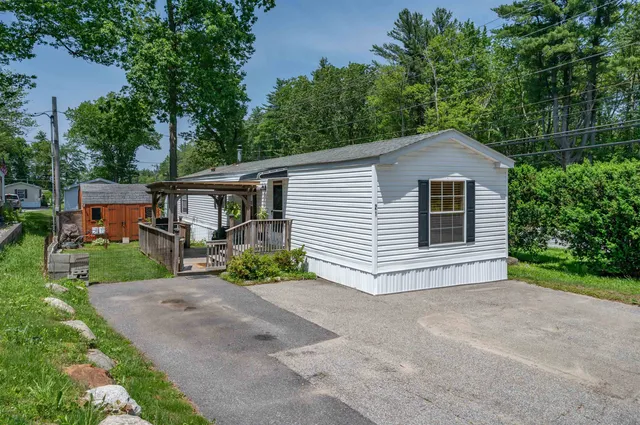 $170,000 | 139 Rockingham Road, Unit 21, Derry, NH 03038