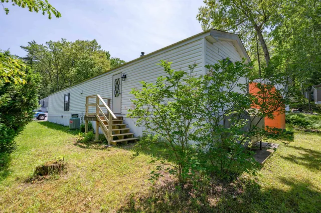 $170,000 | 139 Rockingham Road, Unit 21, Derry, NH 03038