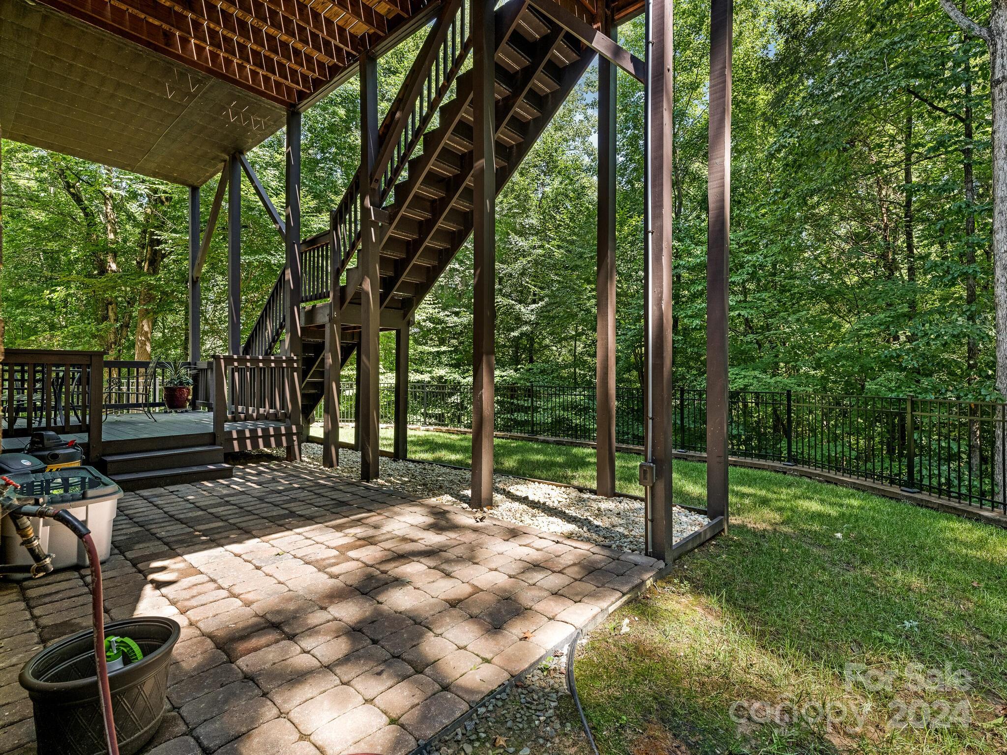 3234 Planters Ridge Road Charlotte, NC 28270 - Photo 32 of 33 a view of a yard with a tree and a table