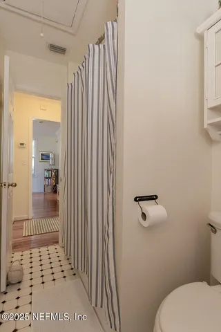 $4,200 | 214 Hopkins Street, Neptune Beach, FL 32266