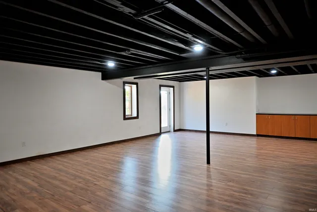 $335,000 | 6720 East Schroeder Lane, Schnellville, IN 47580