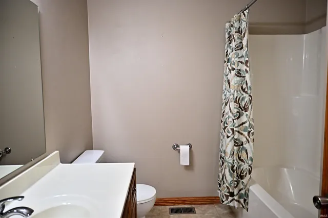 $335,000 | 6720 East Schroeder Lane, Schnellville, IN 47580