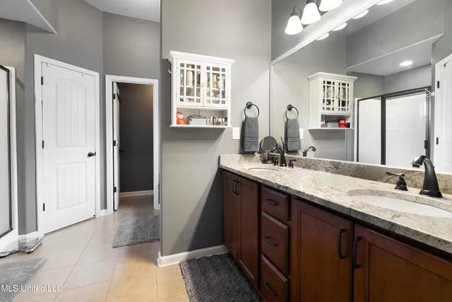 $359,900 | 67 Shady Ln Cove, Hernando, MS 38632